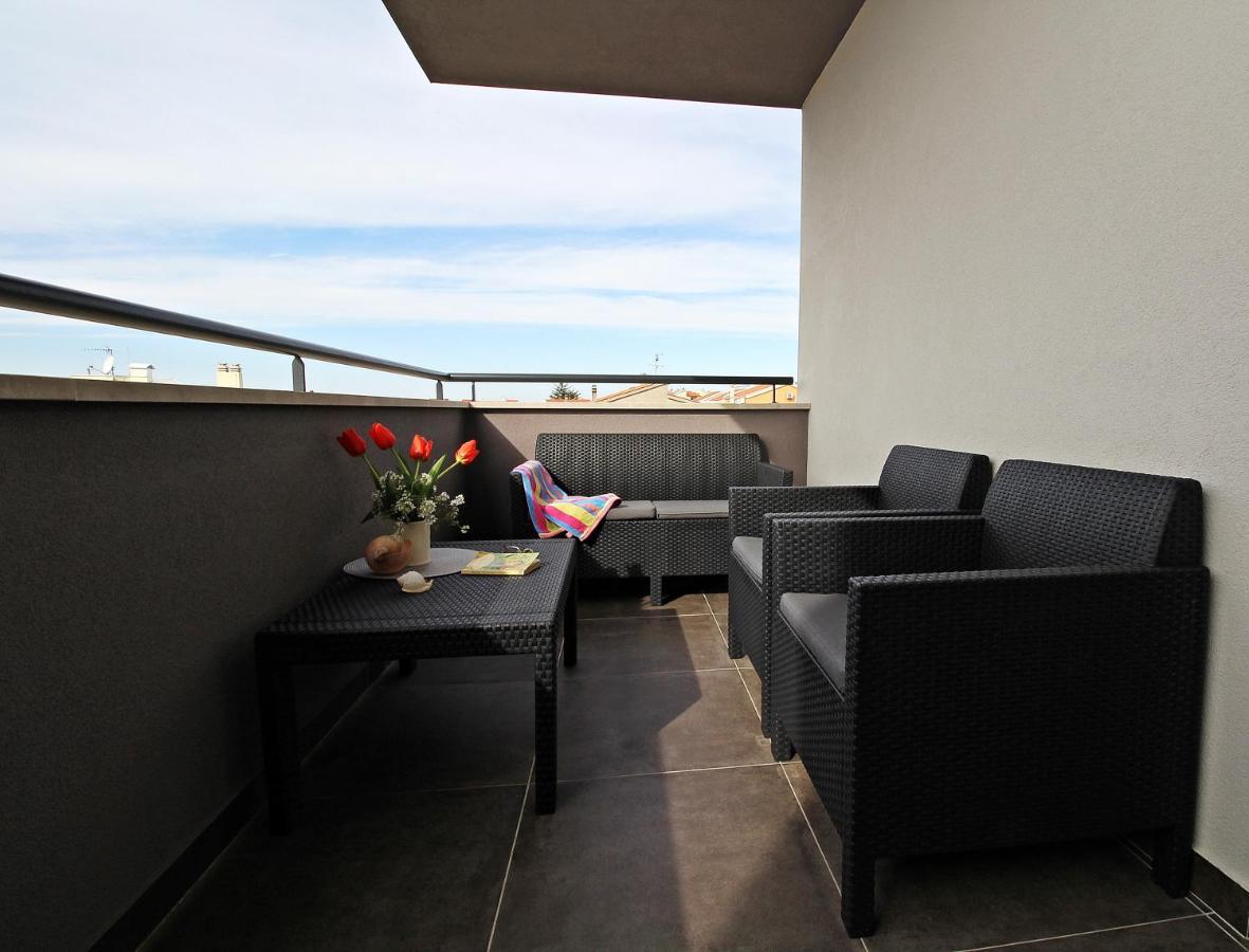 Blue Lagoon Apartment *